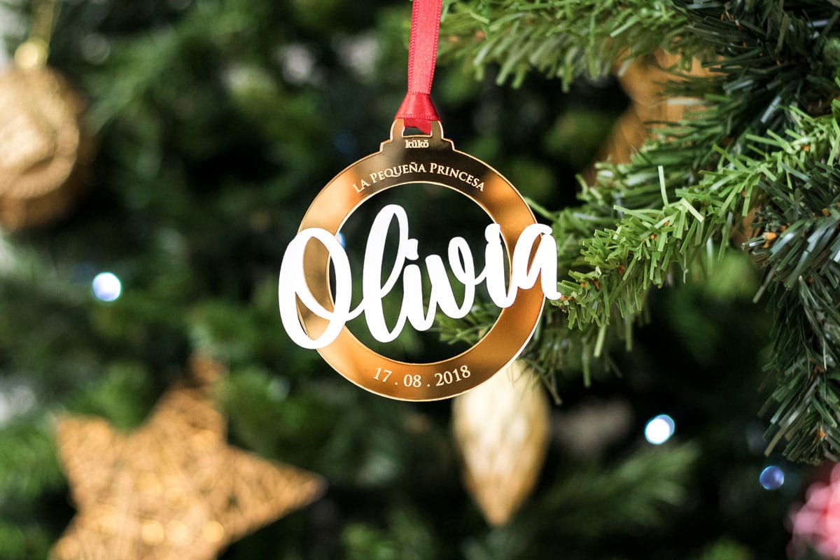 Bola-de-navidad-nombre-oro-kuko-studio3.jpg