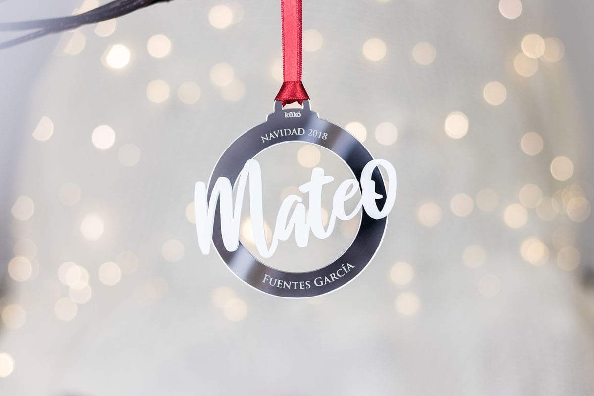 Bola-de-navidad-nombre-plata-kuko-studio.jpg