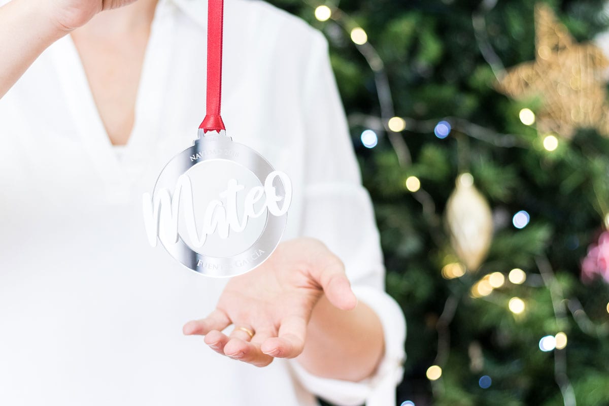 Bola-de-navidad-nombre-plata-kuko-studio4.jpg