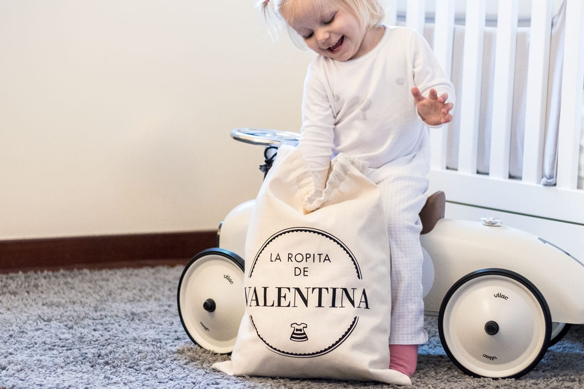 bolsa-colada-bebe-chica-kuko-studio-04.jpg