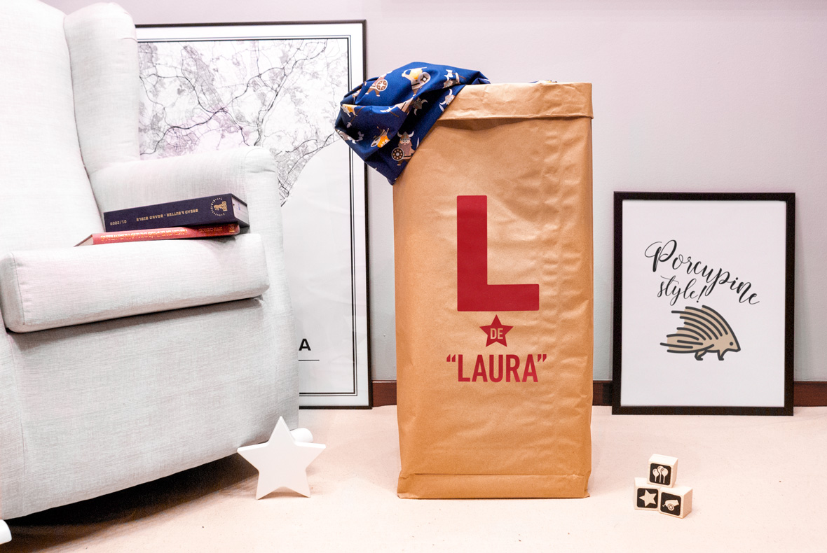 kuko-studio-saco-papel-saco-inicial-cat-esp-kraft-rojo.jpg