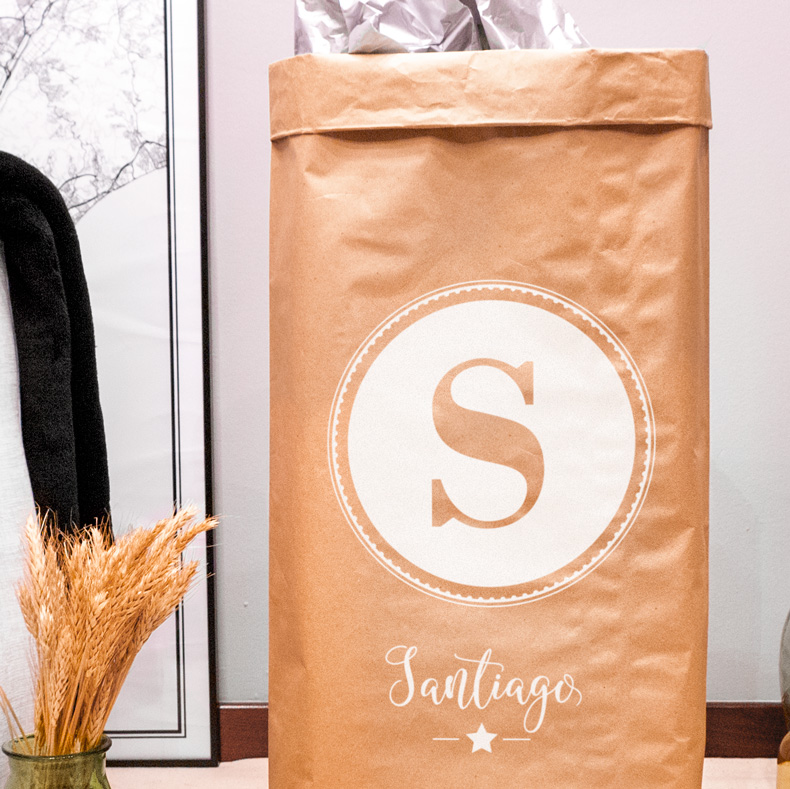kuko-studio-saco-papel-saco-inicial-circulo-kraft-blanco_02-1.jpg