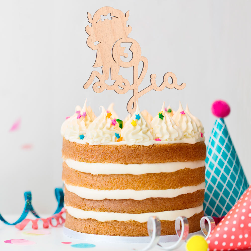 Pastel-topper-nombre-super-madera-kuko-studio