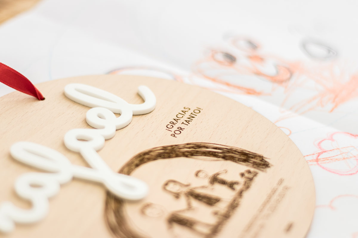 kuko-studio-placa-profe-Tipo1-detalle