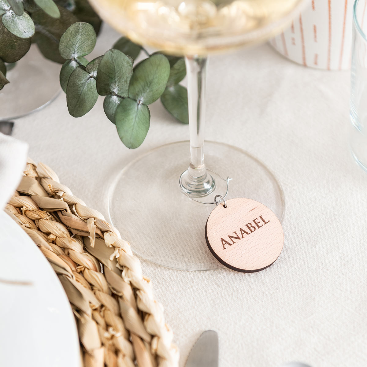 KUKOSTUDIO_marcacopas_pie-madera3-1200