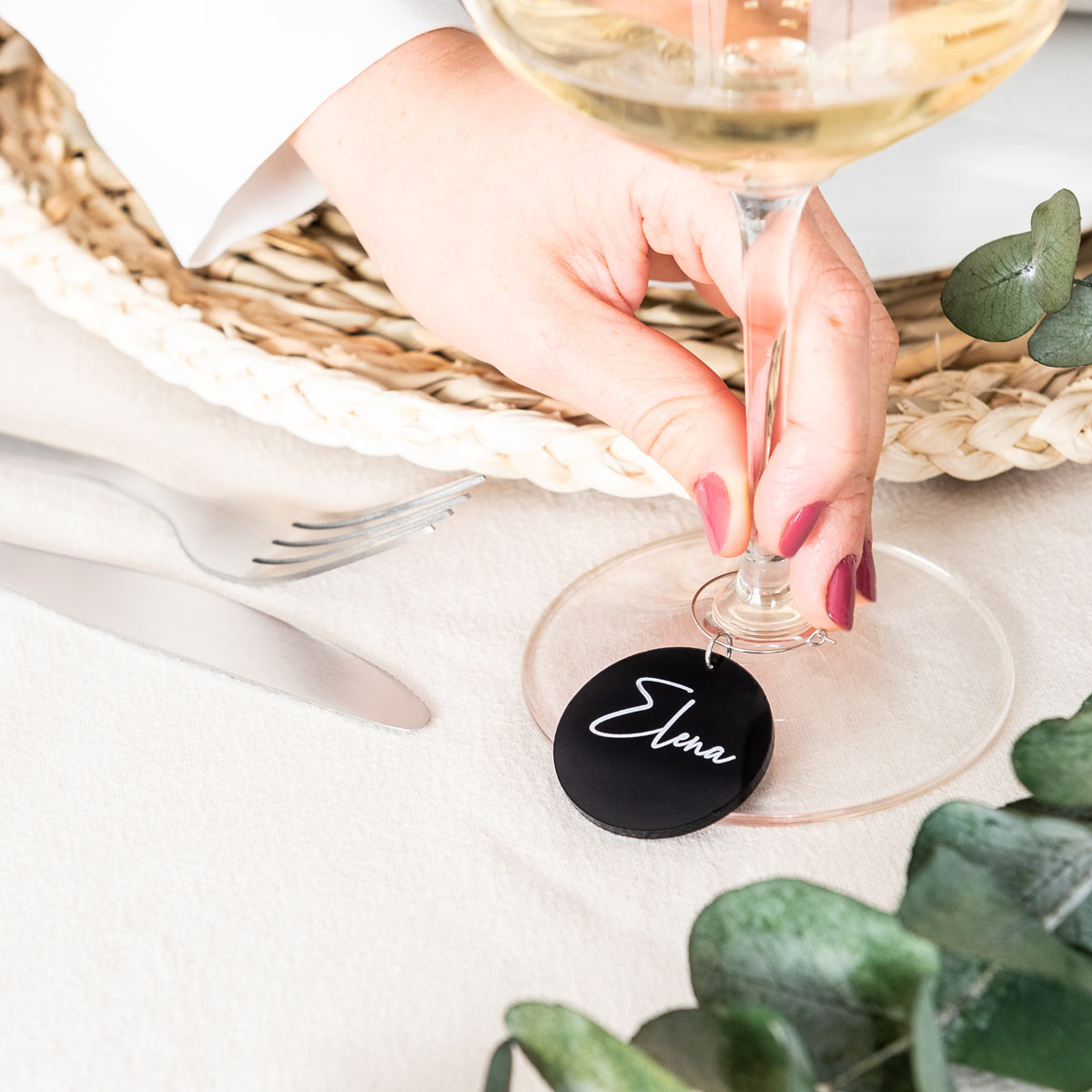 KUKOSTUDIO_marcacopas_pie-negro3-1200