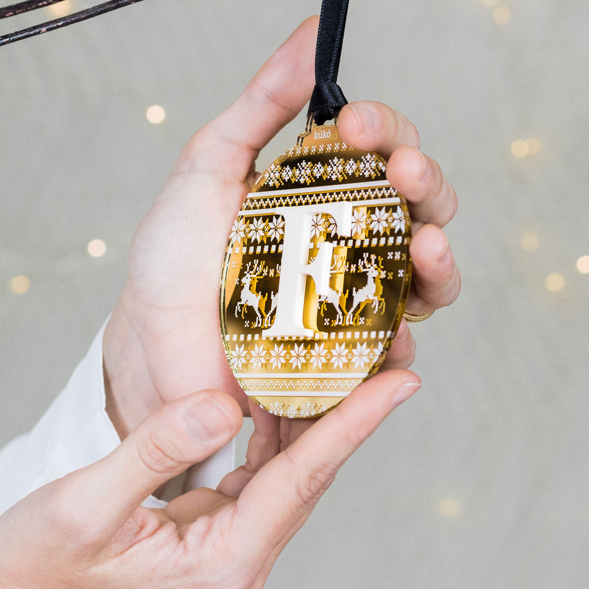 Kuko_studio_bolas_navidad_2020-pattern-oro1tercio-1200