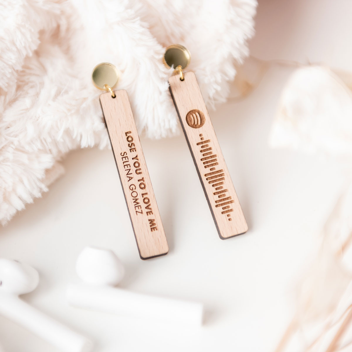 PENDIENTES_MADERA-3frase-1200