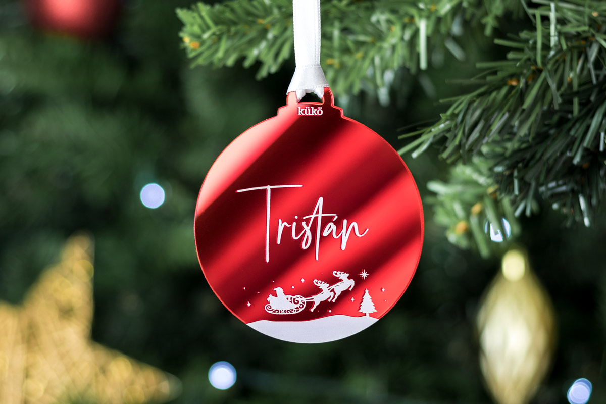 adorno-nombre-blanco-roja-kuko-studio