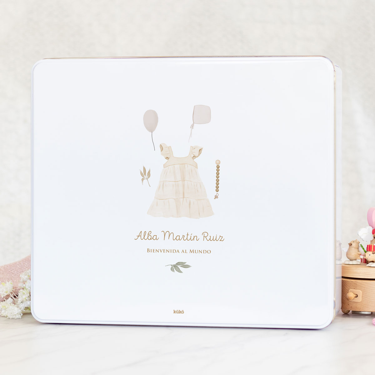 caja_metal_conjunto-01_cursiva_hojas_kuko_studio-1200px