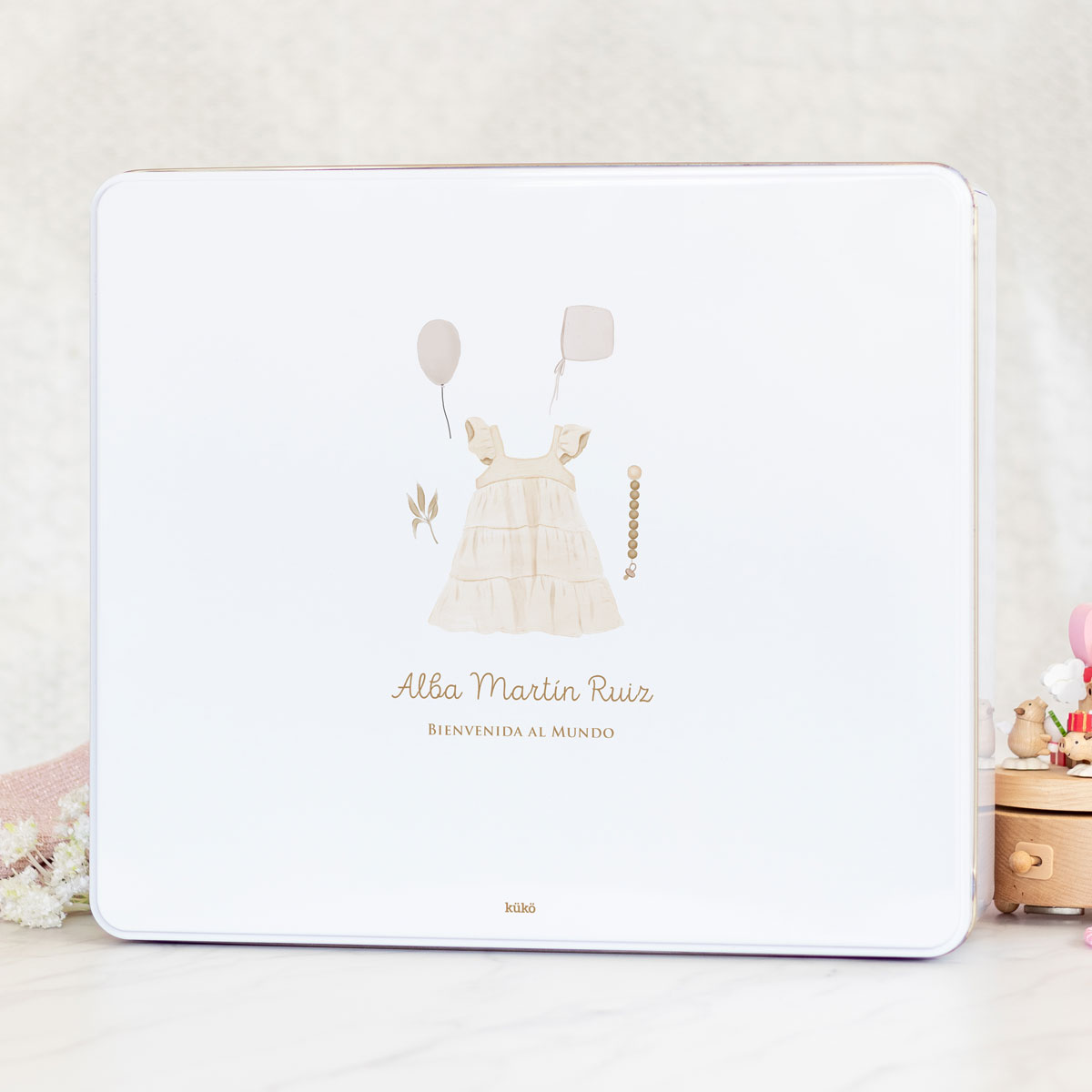 caja_metal_conjunto-01_cursiva_kuko_studio-1200px