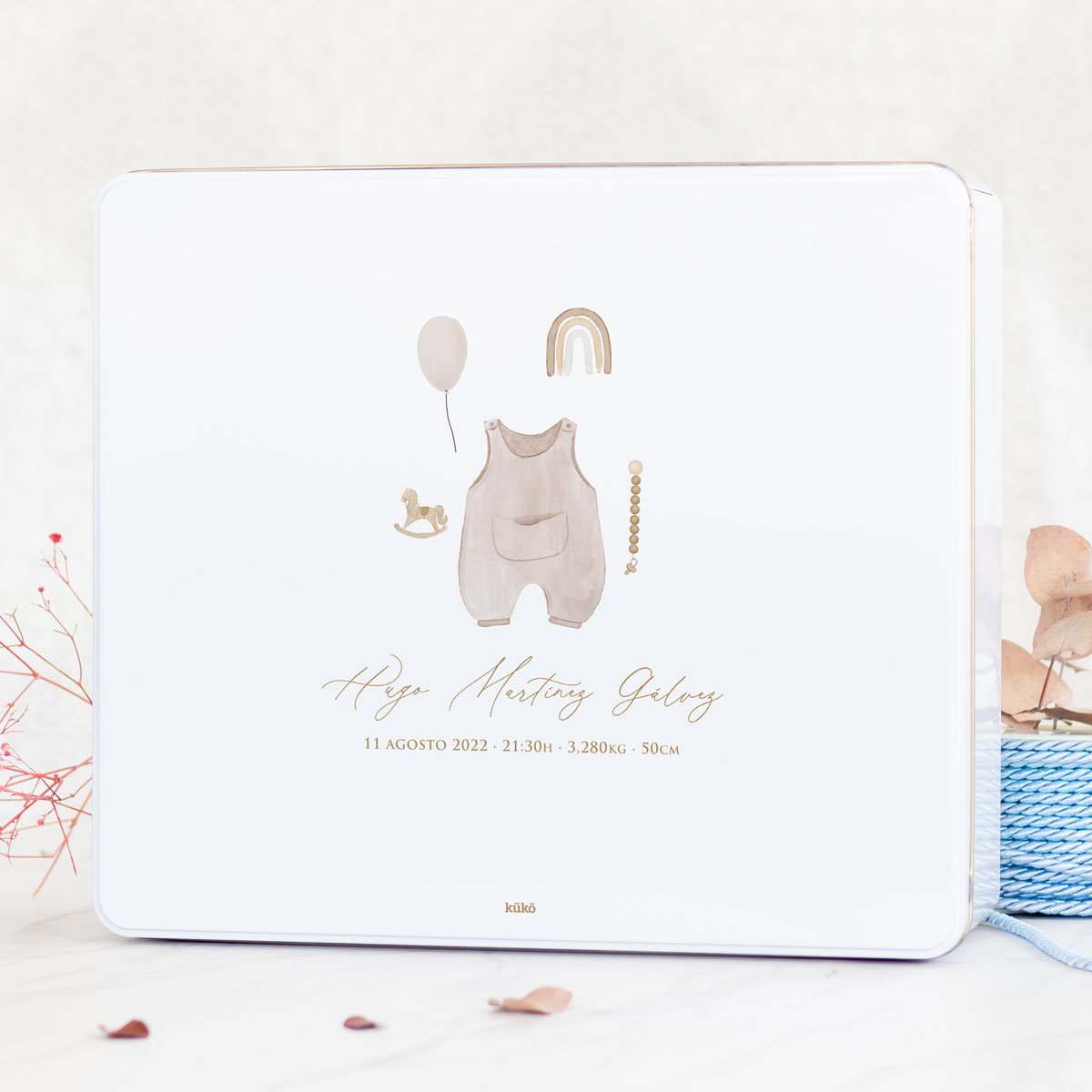 caja_metal_conjunto-02_lettering_kuko_studio-1200px