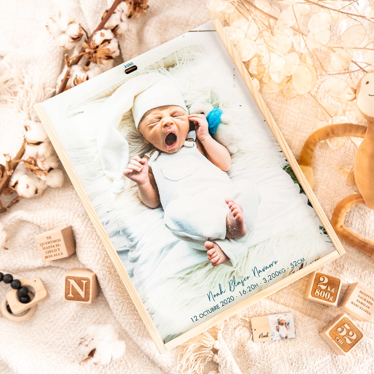 caja_nacimiento_foto_madera_grande_vertical_kuko_studio-02