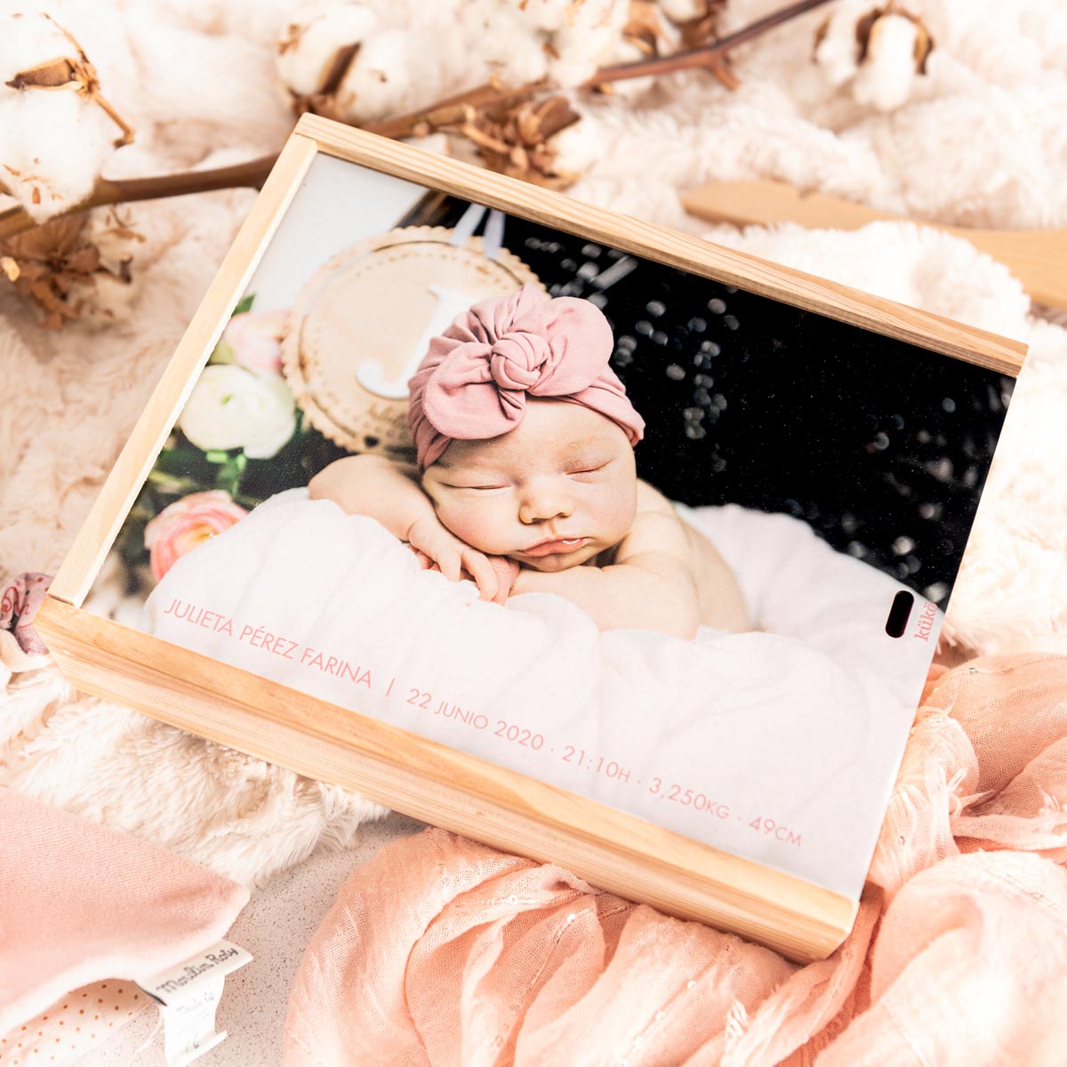 caja_nacimiento_foto_madera_mediana_horizontal_kuko_studio-02