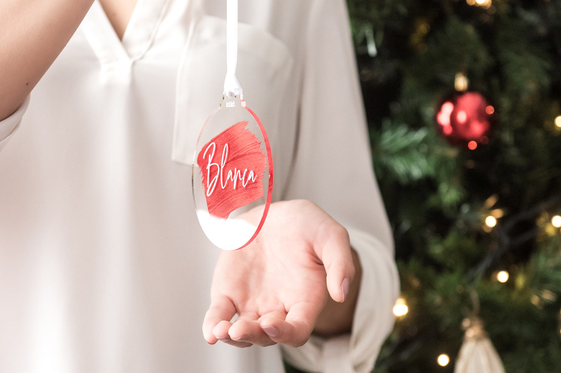 kuko-adorno-pintura-rojo-02