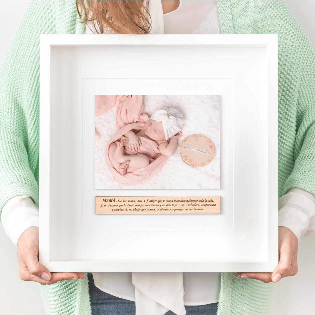 kuko-studio-laminas-definicion-mama-grande-blanco1200