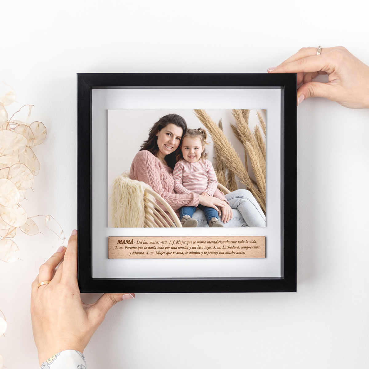 kuko-studio-laminas-definicion-mama-negro1200