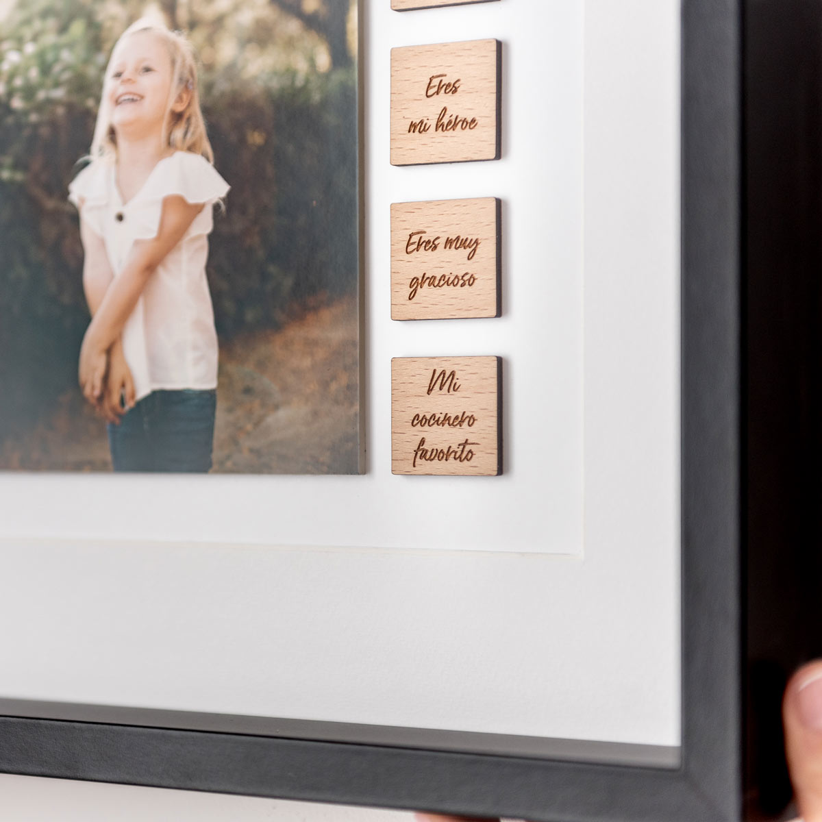 kuko-studio-laminas-palabras_grande_negro_detalle