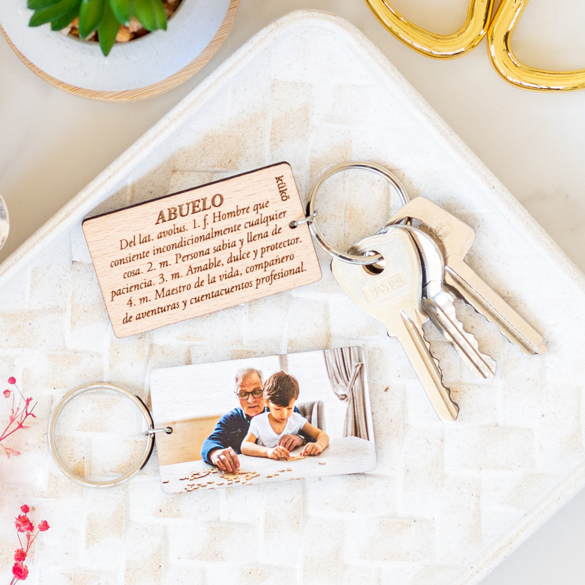 kuko-studio-llavero-definicion-abuelo