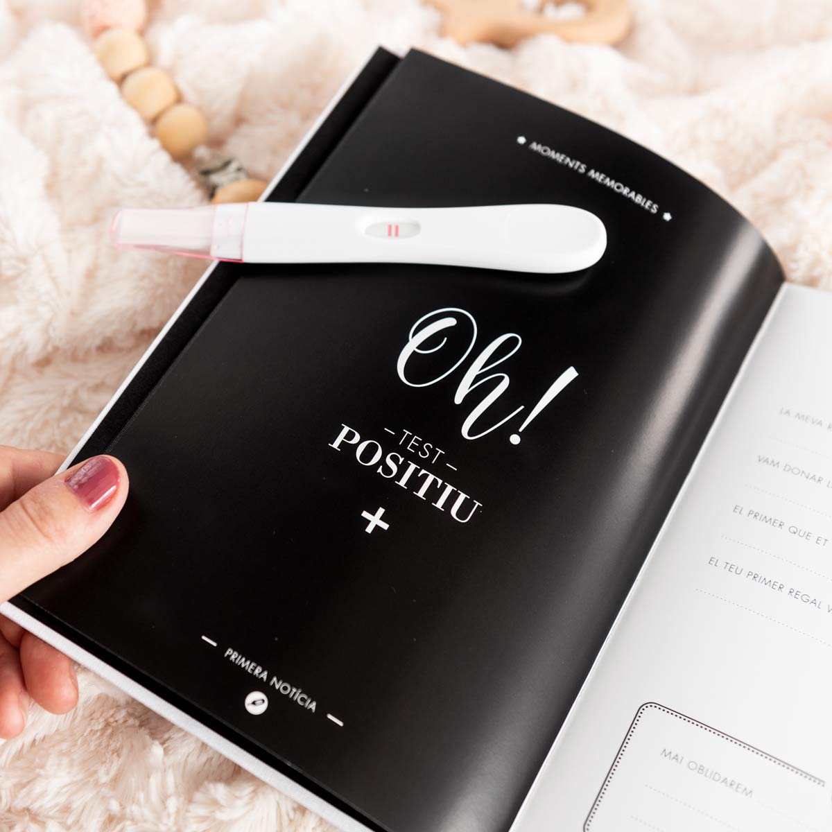 kuko-studio-llibre-embaras-cat-17-1200