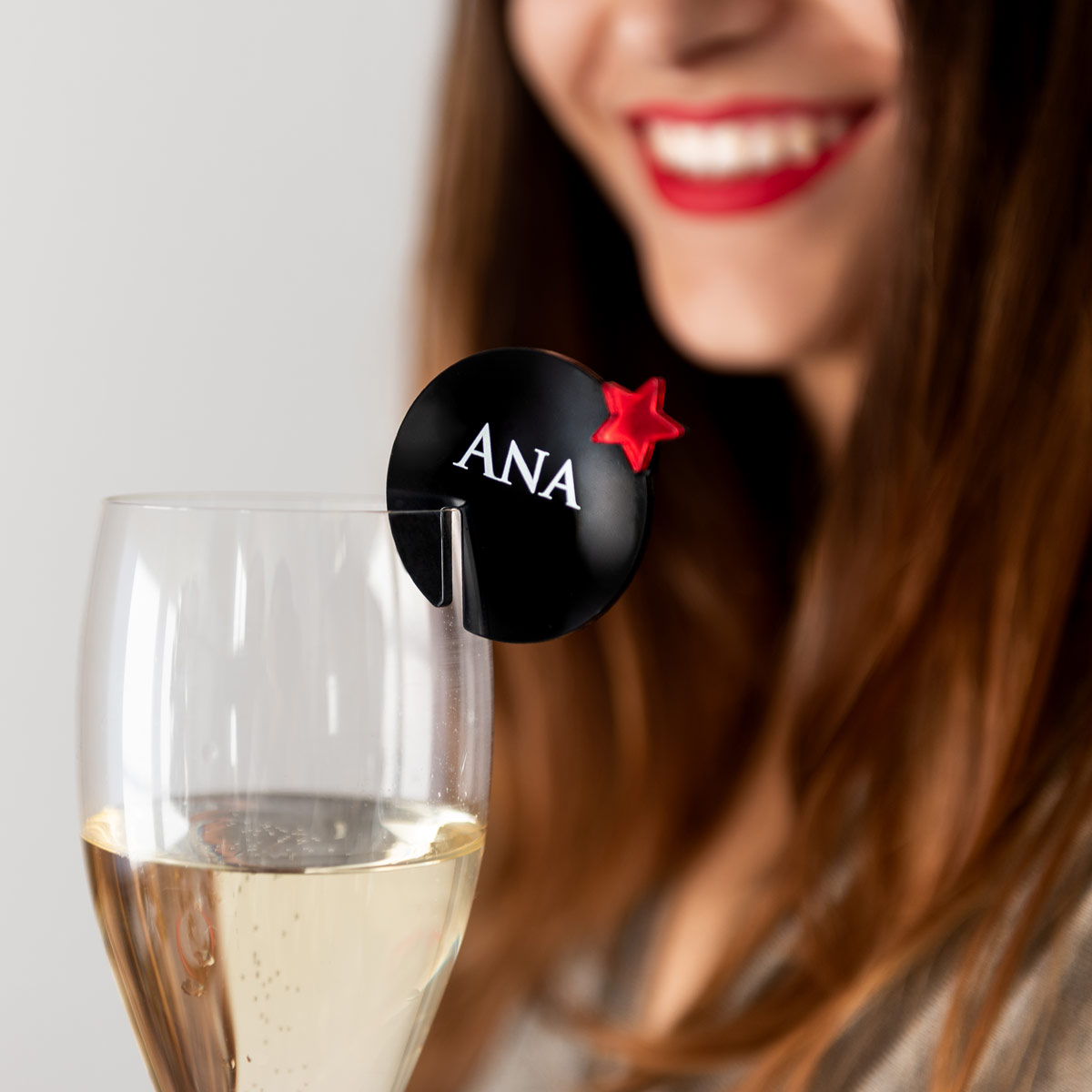 kuko-studio-marcacopa-estrella-negro-5-1200