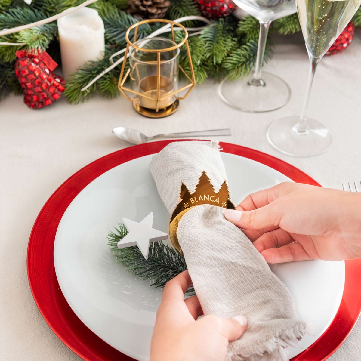 kuko-studio-marcasitios-servilleta-navidad-ORO-4-1200X1200