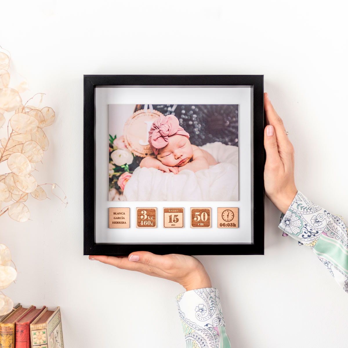 kuko-studio-marco-nacimiento-mediano-negro-1200