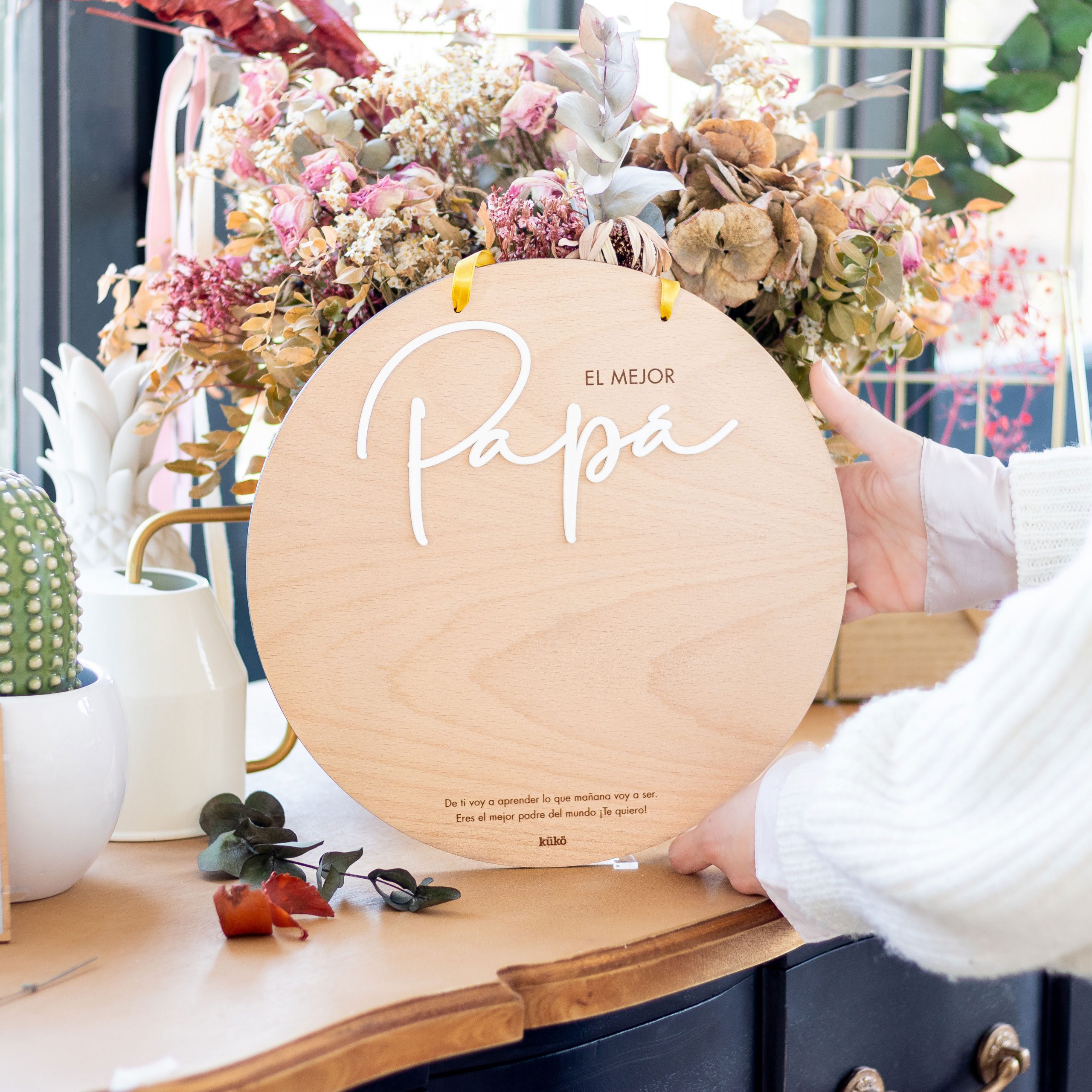 kuko-studio-placa-papa-grande-madera