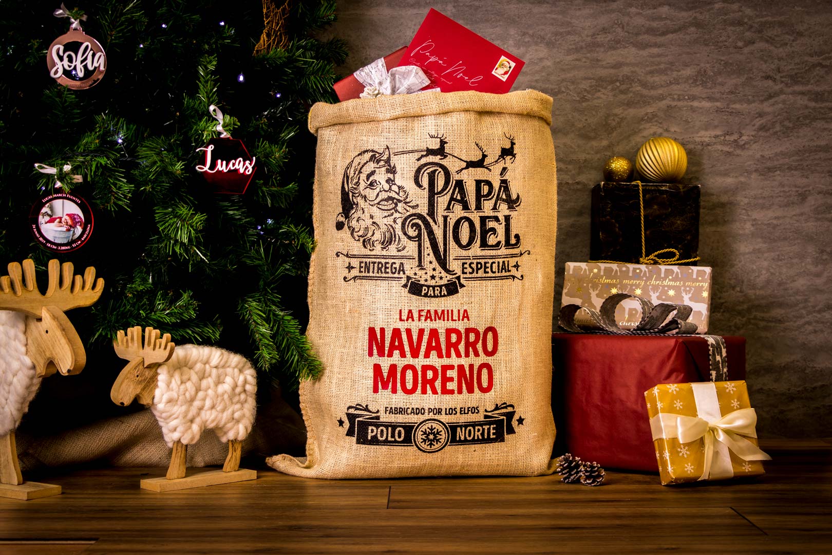 Kuko Studio - Saco papá Noel personalizable (11) Saco de papá Noel de alta calidad y acabados reforzados personalizable con nombre.