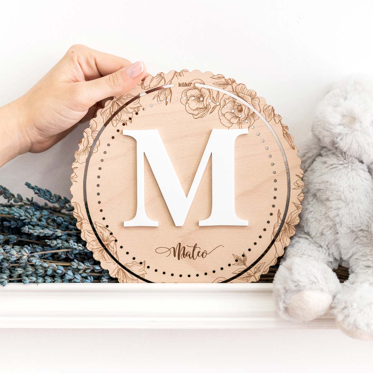 placa_inicial_floral-kuko_studio-grande