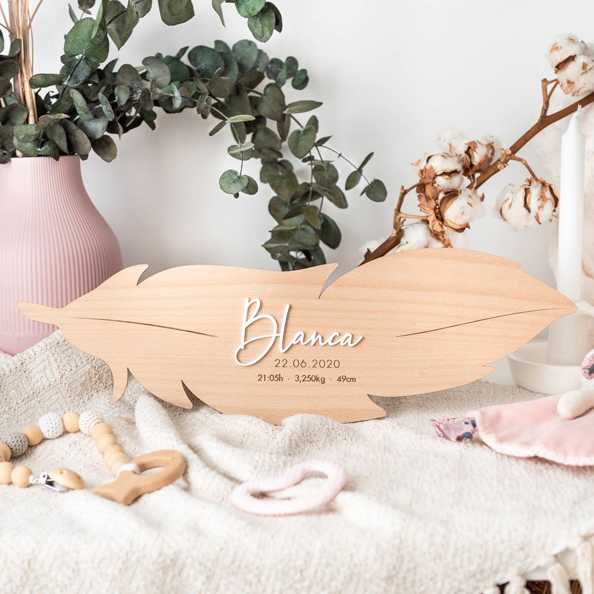 pluma_nacimiento_RELIEVE-CURSIVA-kuko_studio-3