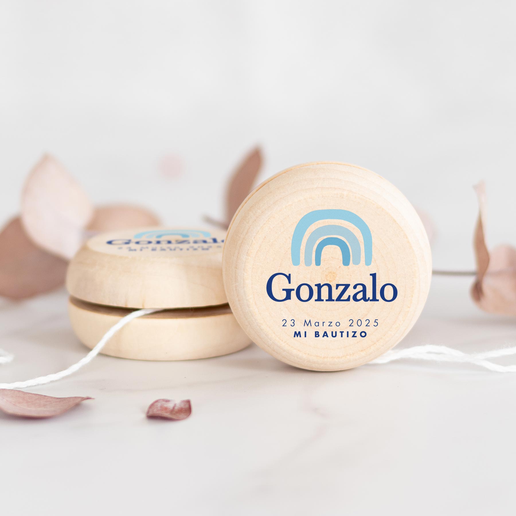 yoyo_madera_Arcoiris-serifa-azul-kuko_studio-1200px