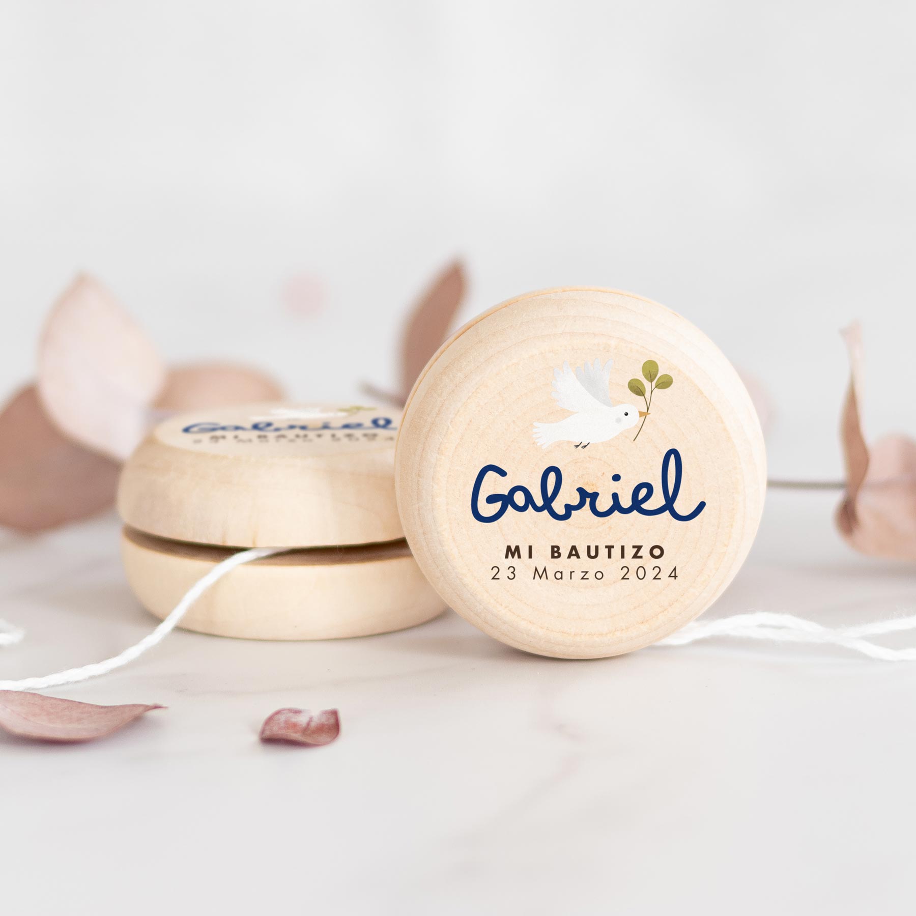 yoyo_madera_Paloma-azul-infantil-kuko_studio-1200px